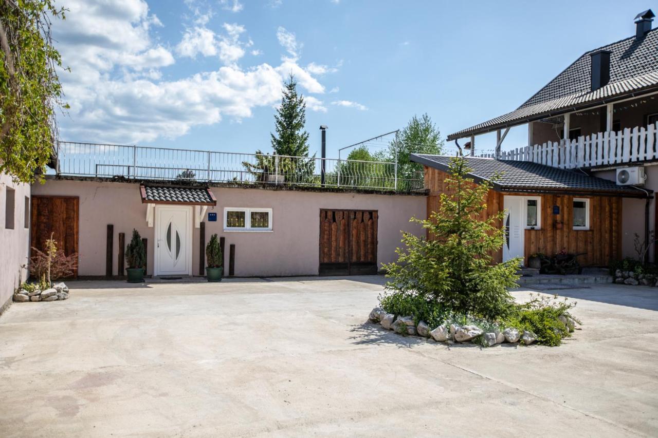 Sumski Dvori Apartment Ogulin Luaran gambar