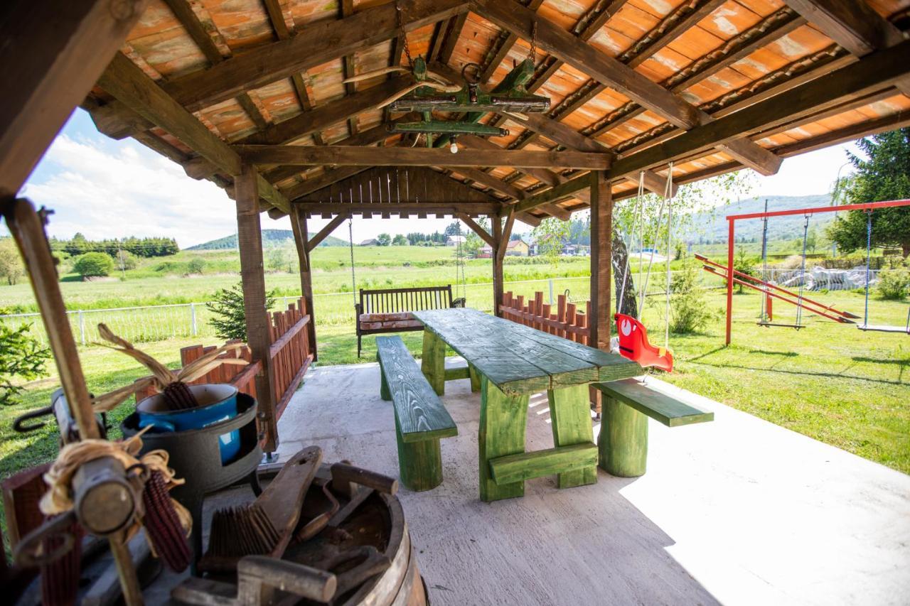 Sumski Dvori Apartment Ogulin Luaran gambar